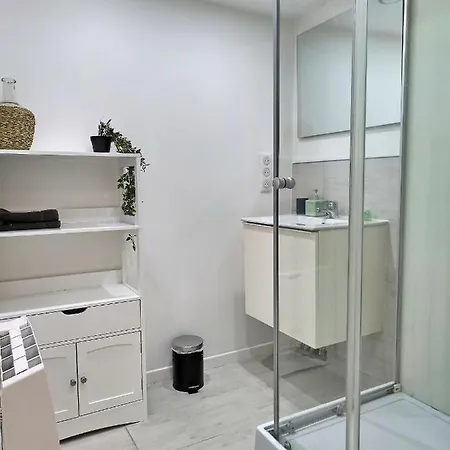 Apartman • La Fermiere • Parking Gratuit • Clim • Netflix *