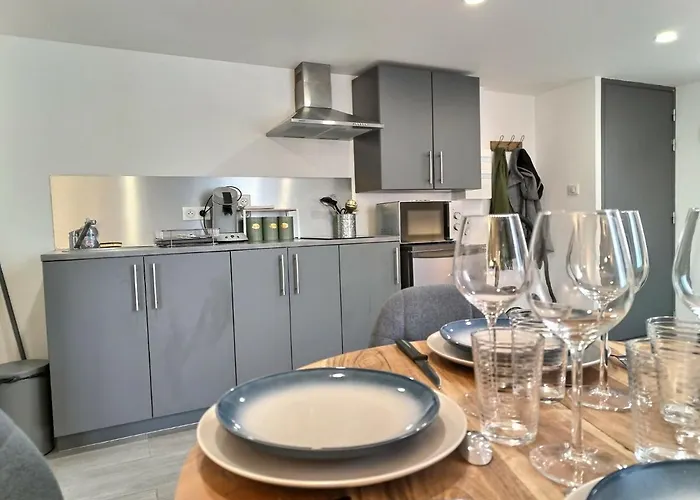 Apartment • La Fermiere • Parking Gratuit • Clim • Netflix *