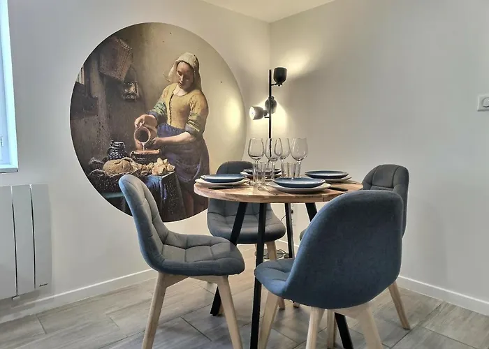 • La Fermiere • Parking Gratuit • Clim • Netflix Apartment